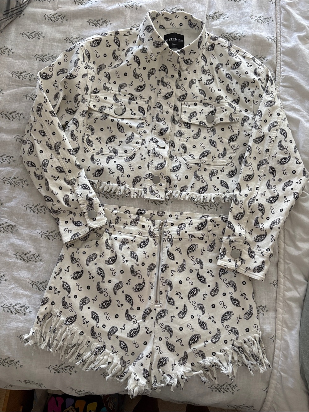 Kittenish White and Black Paisley Cropped Jacket with Fringe Shorts Set